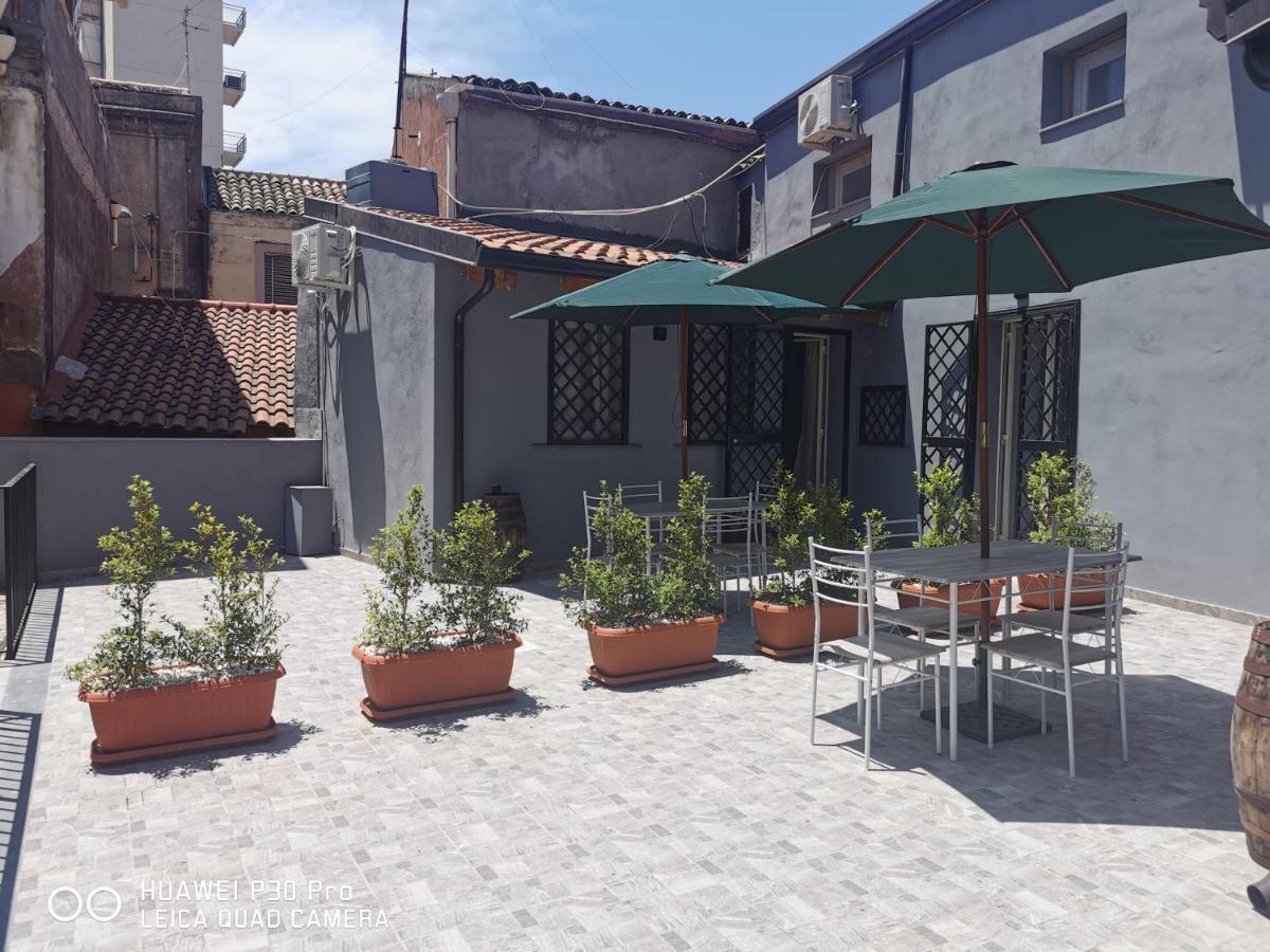 Апартаменти Il Giardino In Centro Катанія Екстер'єр фото