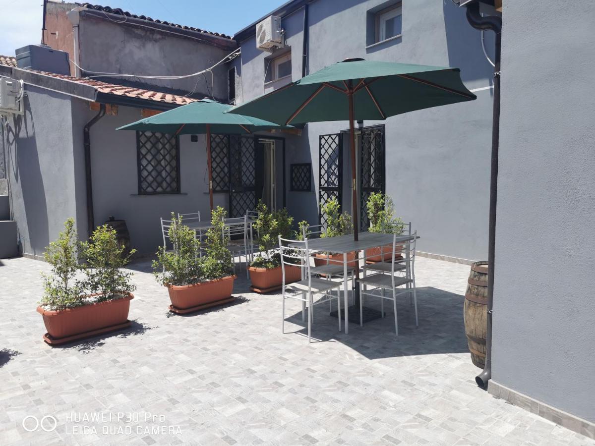 Апартаменти Il Giardino In Centro Катанія Екстер'єр фото